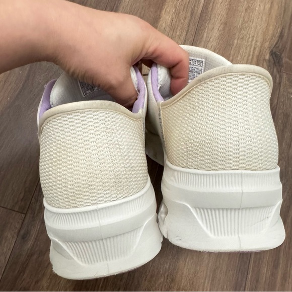 Skechers Women's Cream and Purple Slip-On Sneakers size10 - Picture 3 of 8